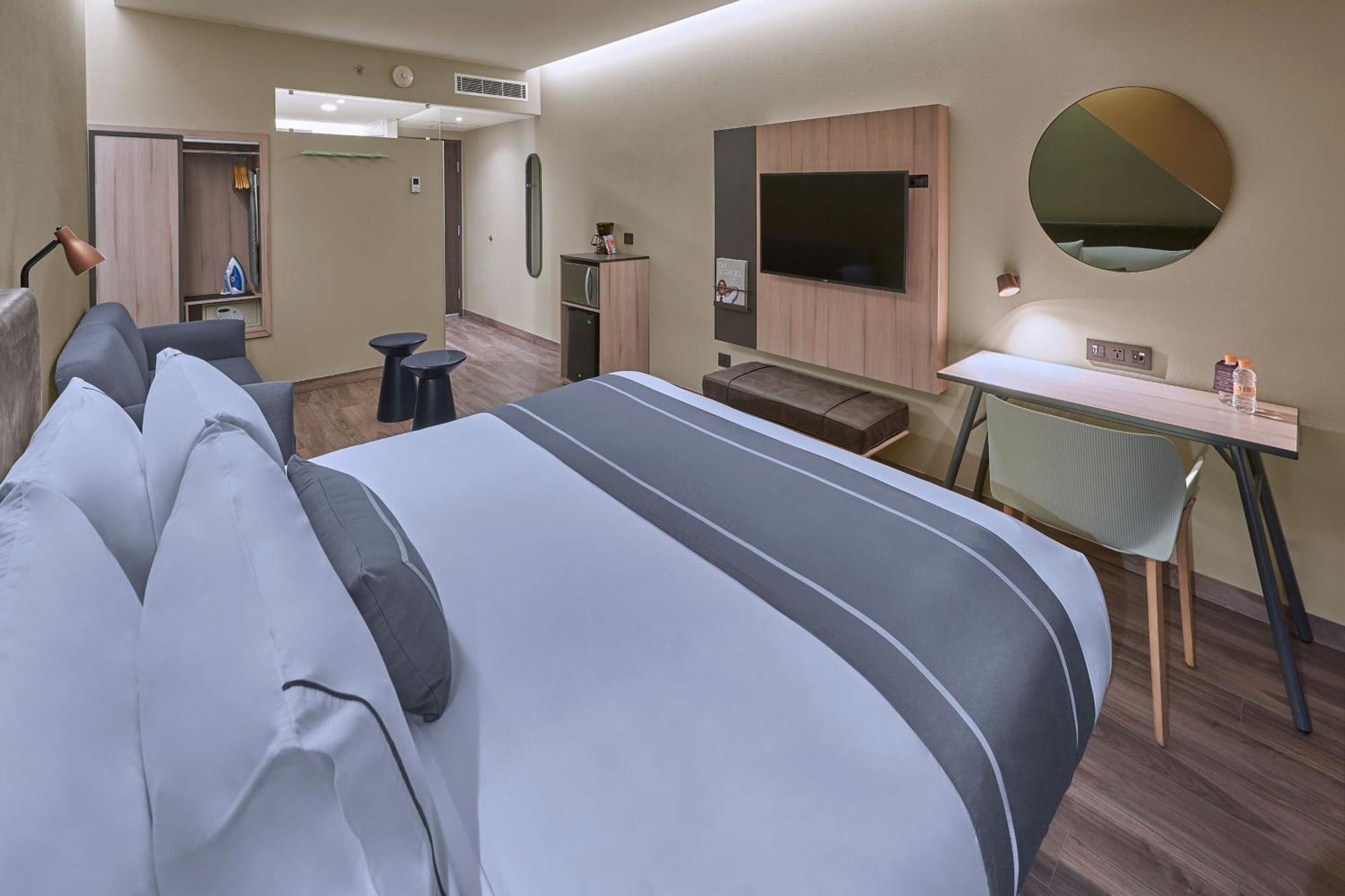 City Express Plus By Marriott Tampico Exterior foto